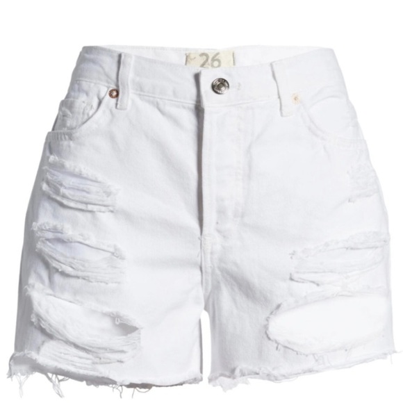 NEW FREE PEOPLE - Mid Rise Distressed Denim Shorts Maggie - Picture 2 of 9
